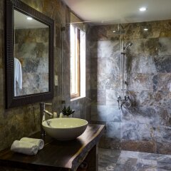 Отель Louis Villa Hoi An ванная