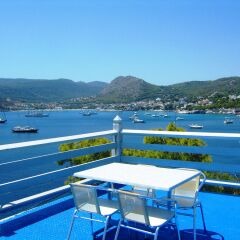 Отель Kavos Bay Seafront Hotel Греция, Эгина - отзывы, цены и фото номеров - забронировать отель Kavos Bay Seafront Hotel онлайн балкон