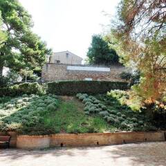 Апартаменты Apartment With 4 Bedrooms in Recanati, With Wonderful Mountain View, Enclosed Garden and Wifi - 8 km From the Beach Реканати фото 2