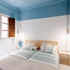 Апартаменты Valencia Flat Rental - Apartment Historical Center комната для гостей фото 2