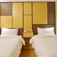 Отель Home Inn Xiamen University - Xiamen Китай, Сямынь - отзывы, цены и фото номеров - забронировать отель Home Inn Xiamen University - Xiamen онлайн комната для гостей фото 5