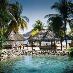 Отель Thompson Zihuatanejo бассейн