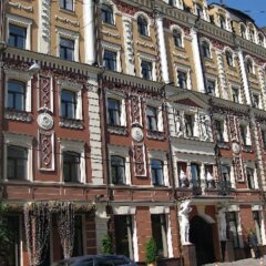 Гостиница Подол Плаза Киев вид на фасад