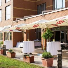 Отель Hilton Garden Inn Vienna South фото 7