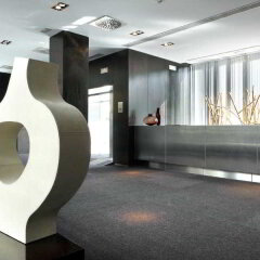 AC Hotel Ciutat de Palma by Marriott парковка