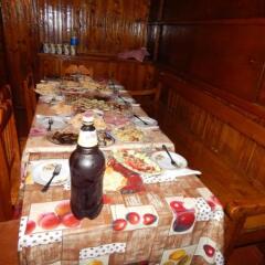Отель Valodia Guest House In Mestia Грузия, Местиа - отзывы, цены и фото номеров - забронировать отель Valodia Guest House In Mestia онлайн питание