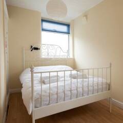 Отель Family Friendly and Spacious House in Fallowfield комната для гостей
