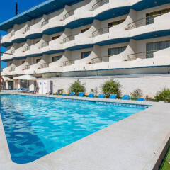 Отель Astuy Apartamentos Испания, Арнуэро - отзывы, цены и фото номеров - забронировать отель Astuy Apartamentos онлайн бассейн фото 2