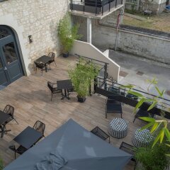 Отель The Originals Boutique, Hôtel Le Londres, Saumur (Qualys-Hotel) Франция, Сомюр - отзывы, цены и фото номеров - забронировать отель The Originals Boutique, Hôtel Le Londres, Saumur (Qualys-Hotel) онлайн балкон