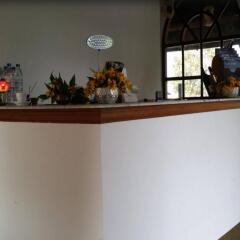 The White Avenue Hotel интерьер отеля
