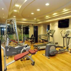 Dunes Hotel Apartments Oud Metha фитнесс-зал
