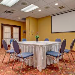 Отель Best Western Plus Suites Downtown Канада, Калгари - отзывы, цены и фото номеров - забронировать отель Best Western Plus Suites Downtown онлайн помещение для мероприятий