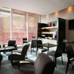 Отель Hilton London Angel Islington гостиничный бар