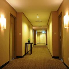 Отель Star Points Hotel Kuala Lumpur Малайзия, Куала-Лумпур - отзывы, цены и фото номеров - забронировать отель Star Points Hotel Kuala Lumpur онлайн интерьер отеля