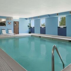 Отель Days Inn & Suites Romeoville бассейн фото 2