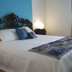 Отель Laxmi Guesthouse B&B Италия, Генуя - отзывы, цены и фото номеров - забронировать отель Laxmi Guesthouse B&B онлайн комната для гостей