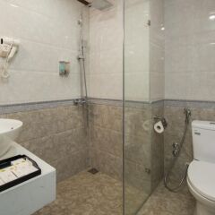 Отель Mayflower Hotel Hanoi Вьетнам, Ханой - отзывы, цены и фото номеров - забронировать отель Mayflower Hotel Hanoi онлайн ванная