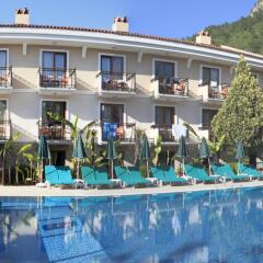 Perdikia Beach Hotel бассейн фото 2
