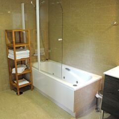Отель Atocha Suites ванная