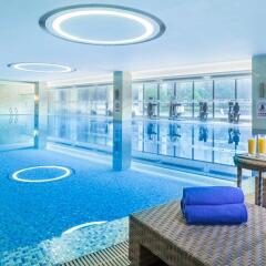 Отель Holiday Inn Shanghai Hongqiao бассейн фото 3