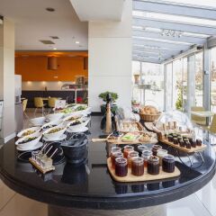 Ibis Kayseri Турция, Кайсери - 1 отзыв об отеле, цены и фото номеров - забронировать отель Ibis Kayseri онлайн питание