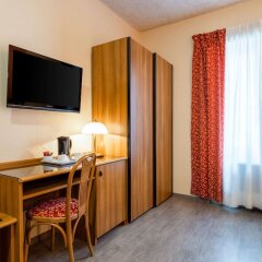 Отель Comfort Hotel Europa Genova City Centre Италия, Генуя - 14 отзывов об отеле, цены и фото номеров - забронировать отель Comfort Hotel Europa Genova City Centre онлайн удобства в номере фото 2