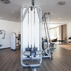 Апартаменты AxelBeach Ibiza Suites Apartments Spa and Beach Club - Adults Only фитнесс-зал