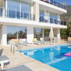 Villa Nergis by Akdenizvillam Турция, Калкан - отзывы, цены и фото номеров - забронировать отель Villa Nergis by Akdenizvillam онлайн бассейн фото 3