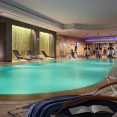 Гостиница Swissotel Красные Холмы бассейн