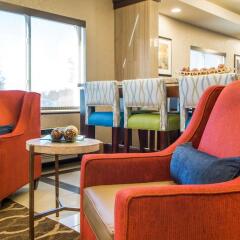 Отель Comfort Suites Columbus West - Hilliard США, Колумбус - отзывы, цены и фото номеров - забронировать отель Comfort Suites Columbus West - Hilliard онлайн интерьер отеля фото 2