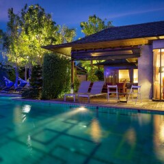 Отель Tango Luxe Beach Villa Samui бассейн фото 2