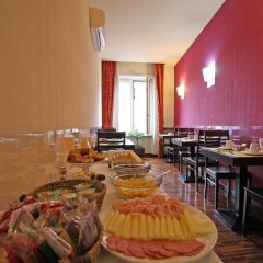 Отель Merulana Inn Италия, Рим - 1 отзыв об отеле, цены и фото номеров - забронировать отель Merulana Inn онлайн питание фото 2