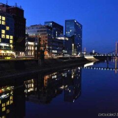 Отель Courtyard by Marriott Düsseldorf Hafen фото 15