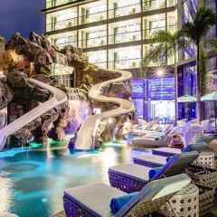 Отель Centara Azure Hotel Pattaya Таиланд, Паттайя - 3 отзыва об отеле, цены и фото номеров - забронировать отель Centara Azure Hotel Pattaya онлайн бассейн фото 2