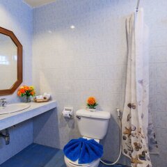 Batic House By Sharaya Hotel ванная фото 2