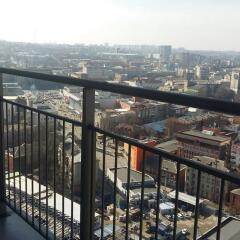 Апартаменты Most City Centre Apartment Днепр балкон