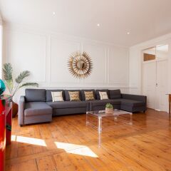 Апартаменты Tejo Vintage Three-Bedroom Apartment - by LU Holidays комната для гостей