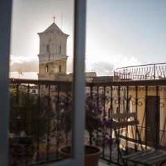 Отель Operetta House Кипр, Ларнака - отзывы, цены и фото номеров - забронировать отель Operetta House онлайн балкон