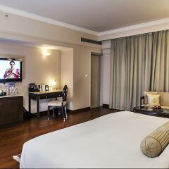 Отель The Claridges New Delhi Нью-Дели удобства в номере фото 2