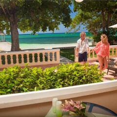Отель Sandals Montego Bay - All Inclusive - Couples Only с домашними животными