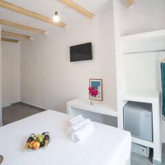 Апартаменты Mary Studios & Apartments комната для гостей фото 5