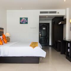 Отель Amata Patong 4* Улучшенный номер с различными типами кроватей