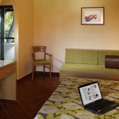 Blue Dolphin Hotel комната для гостей фото 11