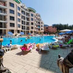 Апартаменты Beach Family Apartment бассейн