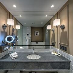 Chekhoff Hotel Moscow, Curio Collection By Hilton ванная фото 3