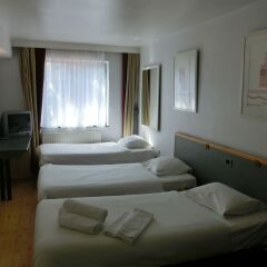 Hotel Bentley комната для гостей