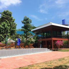 Отель Ban Mayuree Phuket бассейн