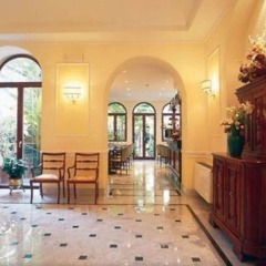 Astoria Garden Hotel интерьер отеля