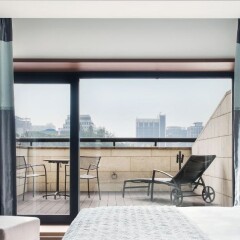 Отель The Ritz-Carlton, Seoul балкон