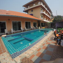 Отель BB House Beach Residences с домашними животными